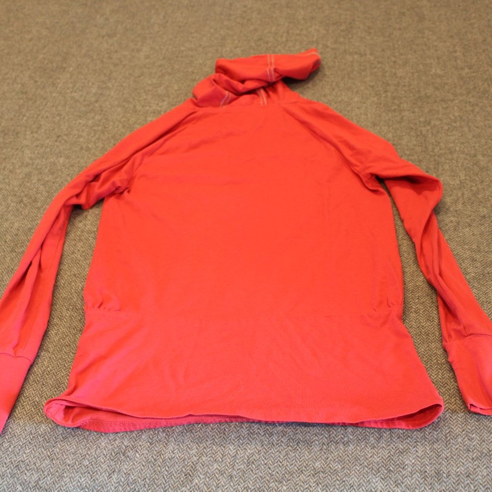 SM Pink Cabela's Hooded Shirt - Picture 6 of 8